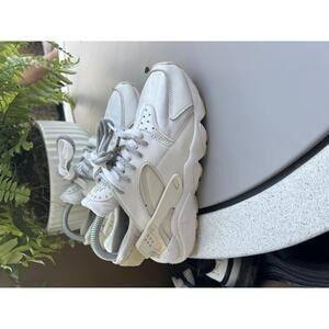 Wmns Air Huarache 'Triple White'